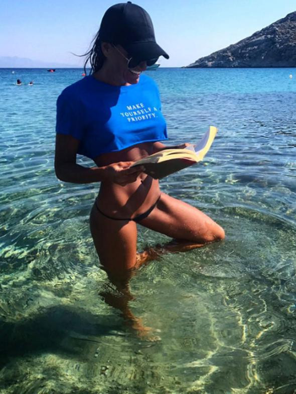 Ünlülerden tatil paylaşımları