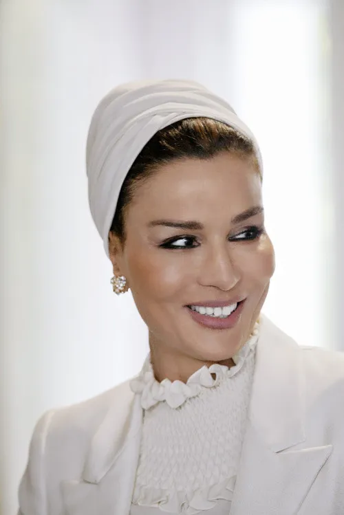 Katar'ın muhafazakar tarzıyla first lady'si: Moza bint Nasser