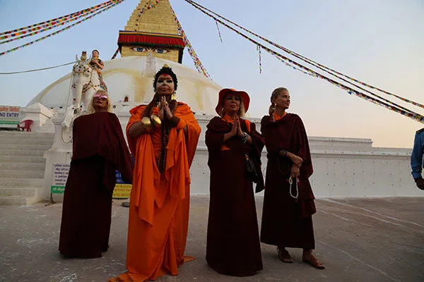 Nepal'de Bülent Ersoy'u Buda Sandılar