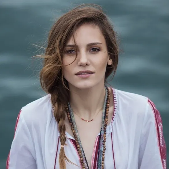 Nilay Deniz ve nişanlısı Erçin Karabulut'un mutluluk pozları