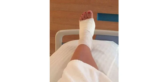 Plajda korku dolu dakikalar! Ayaklarına bakınca gördüklerine inanamadı
