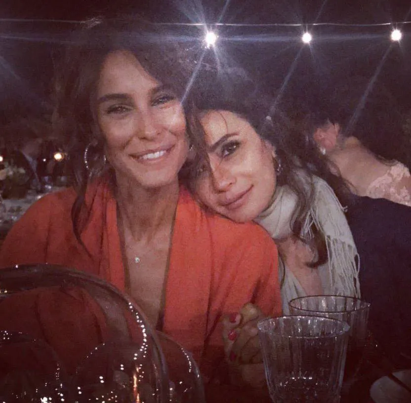 Ünlülerin dikkat çeken Instagram paylaşımları ve yorumları: Ay gülmem geldi