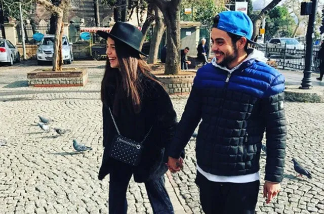Rüzgar Erkoçlar, Tuğba Beyazoğlu'na olan aşkını işte böyle gösterdi