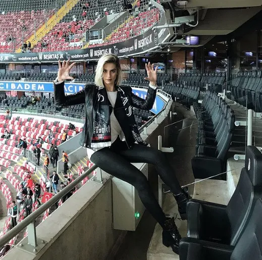 Dilay Korkmaz'dan Loris Karius iddiası: Bana da yazdı