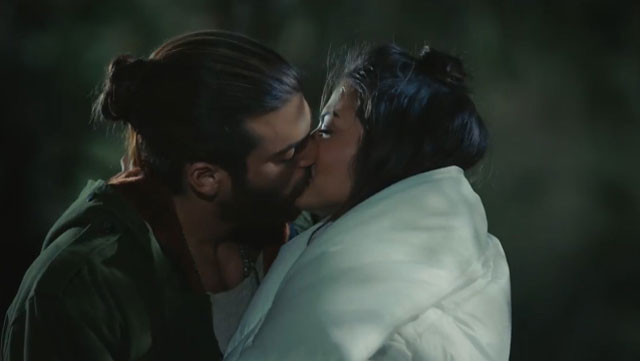 Erkenci Kuş'ta Can ile Sanem yakınlaştı sosyal medya sallandı