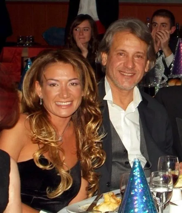 Ayşe Özyılmazel'den eşini döven babası Neco'ya sert tepki