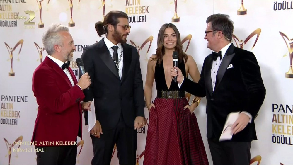 Bu ne haller! Can Yaman ve Demet Özdemir sevgili mi?