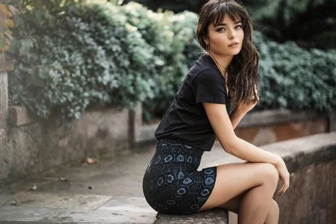 Ayça Ayşin Turan'dan Hakan Muhafız açıklaması: İlişki sahnesinin sınırını önceden çizdim