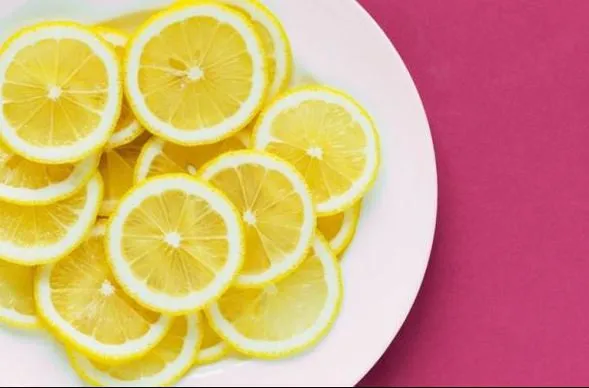 Yatağınızın başucuna limon koyup uyursanız...
