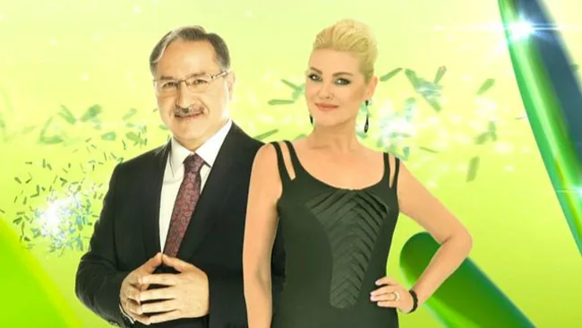 Zahide Yetiş İlahiyat Fakültesi'nde Hadis dersine girdi