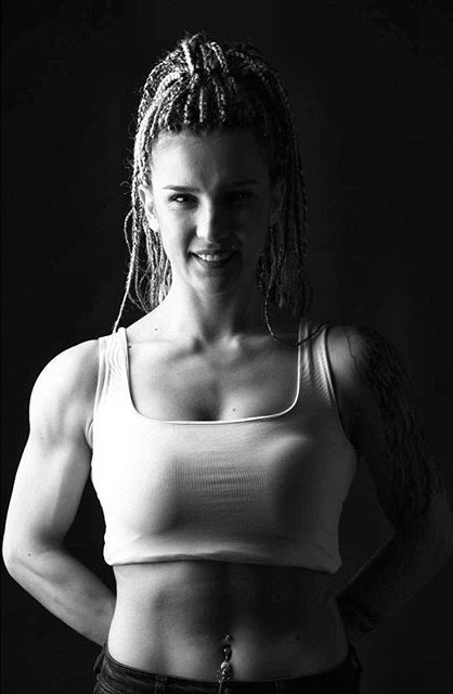 Survivor Elif'i yeni stiliyle kimse tanıyamadı (Elif Şadoğlu kimdir?)