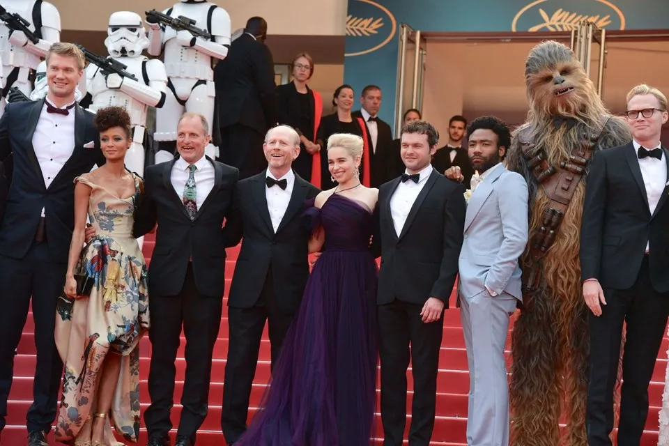 Han Solo: A Star Wars Story galasında güzeller geçidi