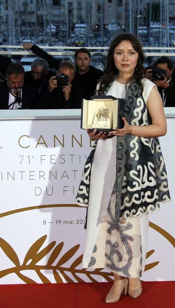 Cannes'a Asia Argento damga vurdu: Tecavüze uğradım!
