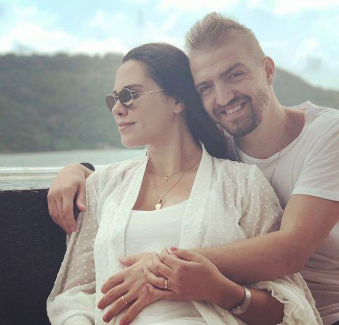 Asena, Caner Erkin ve Şükran Ovalı'yı kıskandı mı?