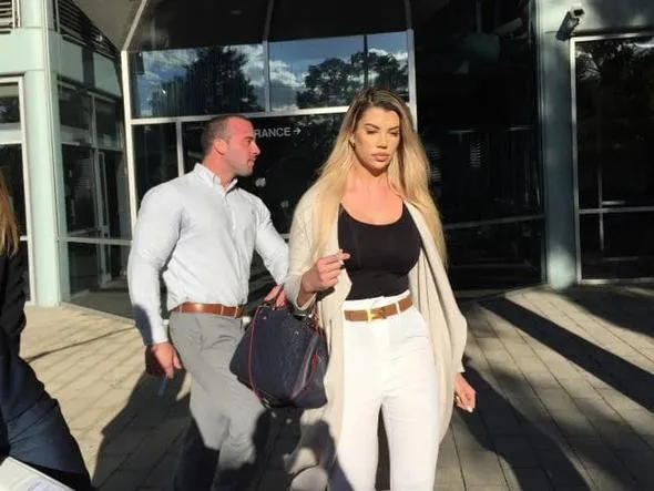 Herkes ona üstsüz model diyordu! Uyuşturucu imparatoriçesi çıktı