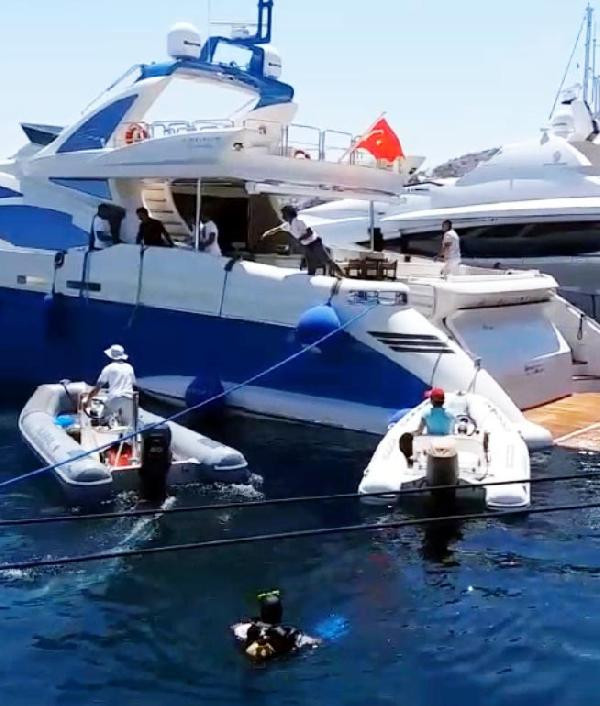 Denizciler kurtardı! Acun Ilıcalı'nın eski eşi ve kızlarının zor anları
