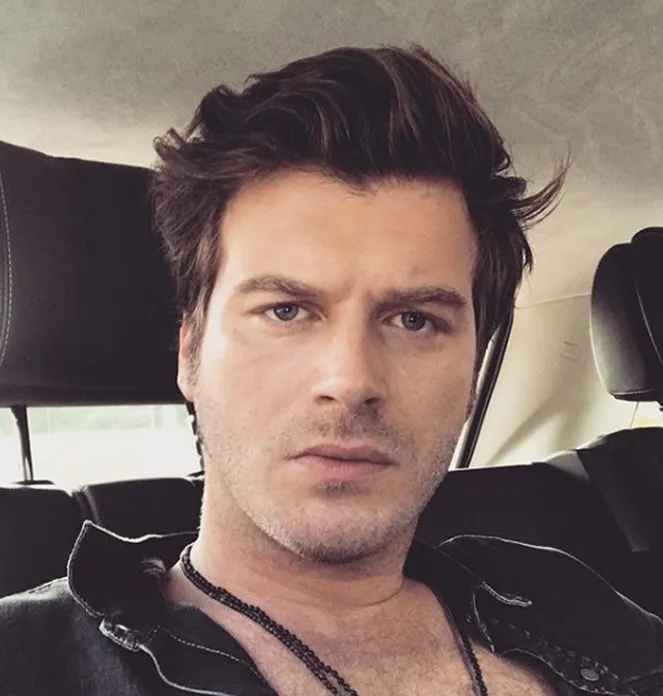 Kıvanç Tatlıtuğ sette Başak Dizer Phuket'te