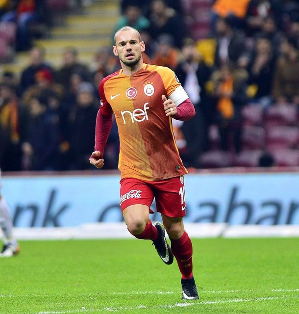 Galatasaray transfer dönemini nasıl geçiriyor? İşte haberler