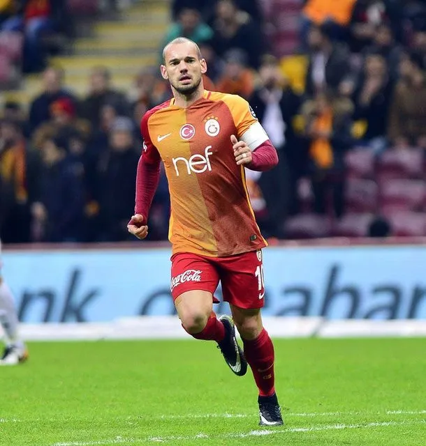 Galatasaray transfer dönemini nasıl geçiriyor? İşte haberler