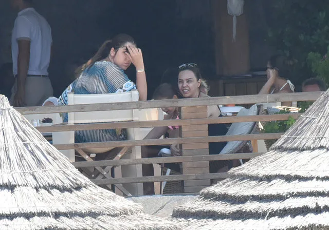 Ebru Gündeş Bodrum'da ortaya çıktı