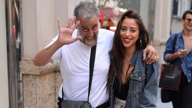 Hamdi Alkan'dan uyarı: Saçmalamadığı sürece desteklerim
