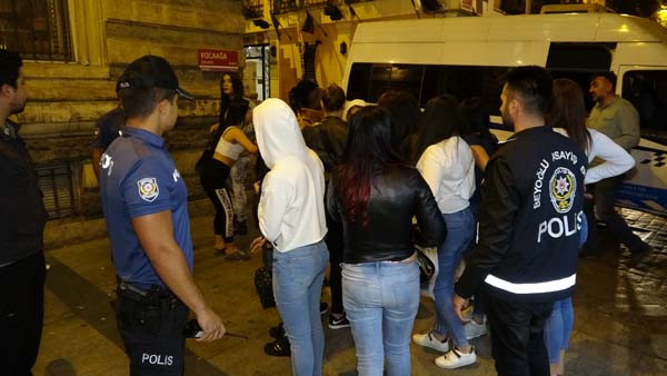 İstanbul'un göbeğinde fuhuş pazarı