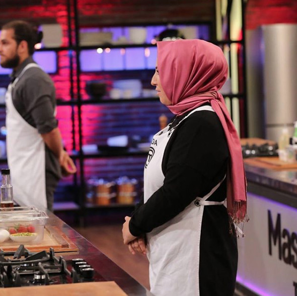 Masterchef'ten elenen Eda veda mesajında Mehmet şefe teşekkür etmedi