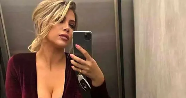 Mauro Icardi'nin eşi Wanda Nara sarı bikinili pozuyla takipçilerini büyüledi
