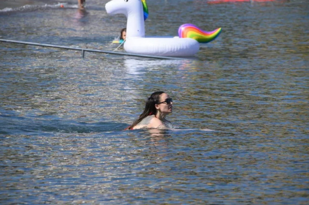 Yağmur Aşık Bodrum'da stres attı