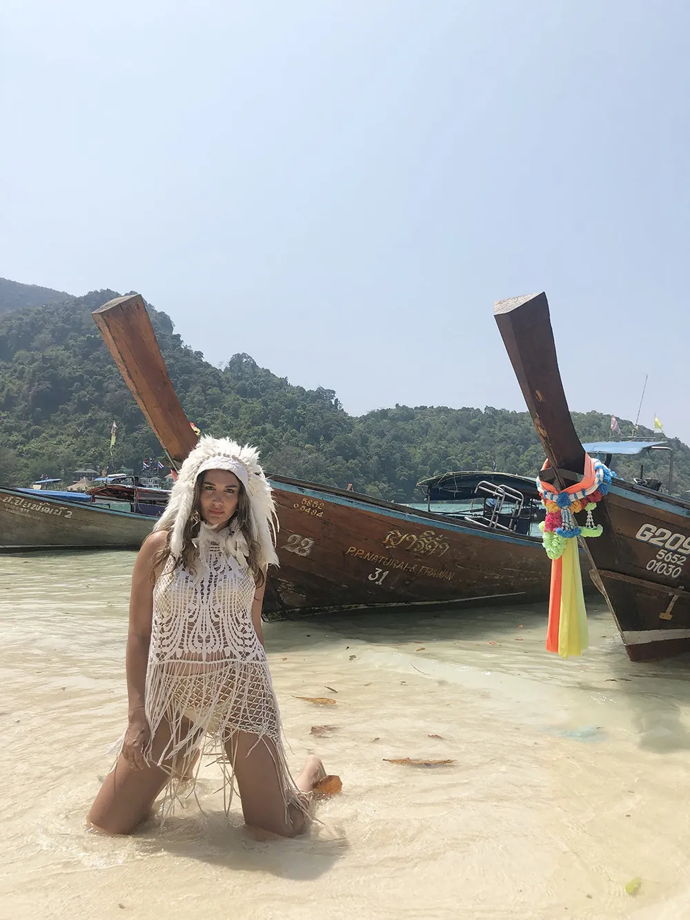 Nilay Dorsa'dan Phuket'te seksi klip