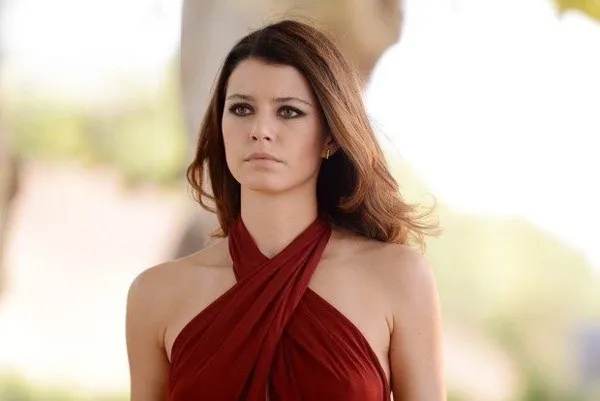 Beren Saat'in başrol oynadığı Netflix dizisi Atiye'den flaş gelişme!