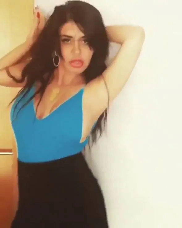 Ebru Polat tepkilere yanıt verdi: Kuantum profesörü değilim!