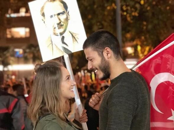 Hilal Altınbilek, Kubilay Aka ve Miray Daner'in fotoğrafını beğenmiş!