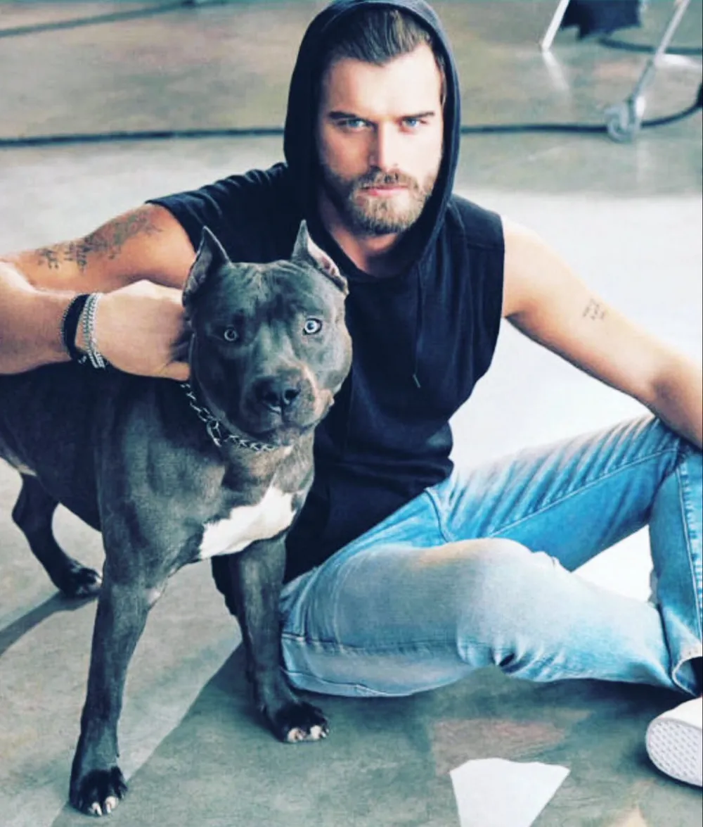 Kıvanç Tatlıtuğ'dan hayvan dostları için bahçesine 50 bin TL'lik malikane!