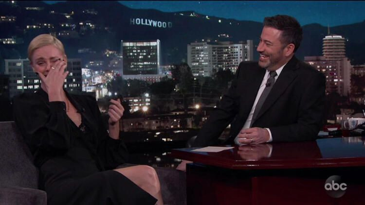 Charlize Theron'dan cinsel fantezi itirafı anlatırken gözyaşlarıyla güldü