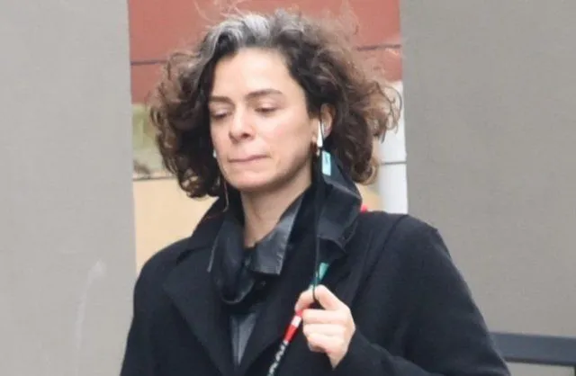 Özge Özpirinçci'den flaş sözler: Sansürsüz Yayınlayabilecek misiniz?