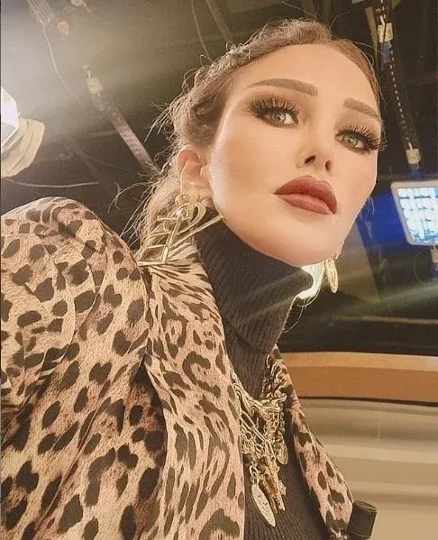 Seren Serengil'in anneme inat bekaretimi verdim itirafı niye gündem oldu?