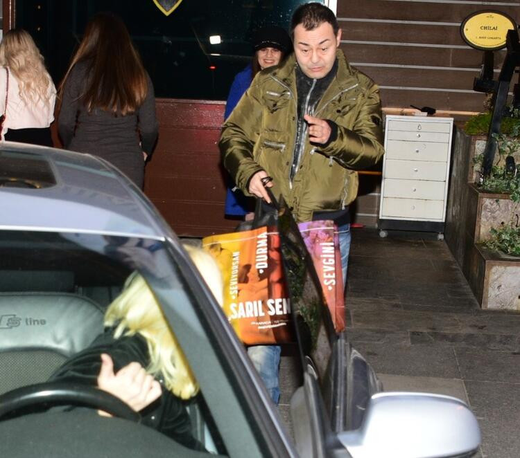 Serdar Ortaç Bebek'te yakalandı!