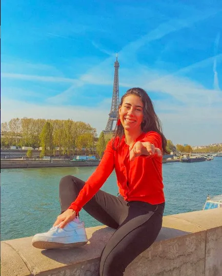 Sefirin Kızı'nın Elvan'ı Instagram pozlarıyla takipçilerini büyülüyor