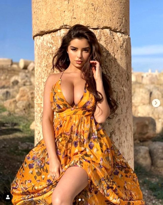 Demi Rose bikinili paylaşımıyla beğeni rekoru kırdı