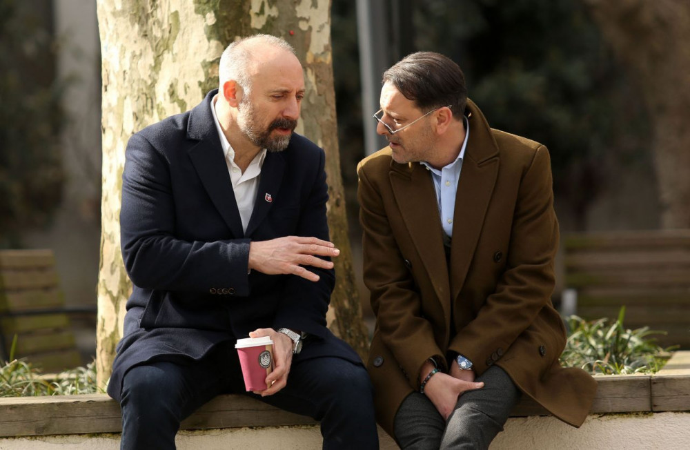 Halit Ergenç sevgilisini döven Ozan Güven'i böyle savundu