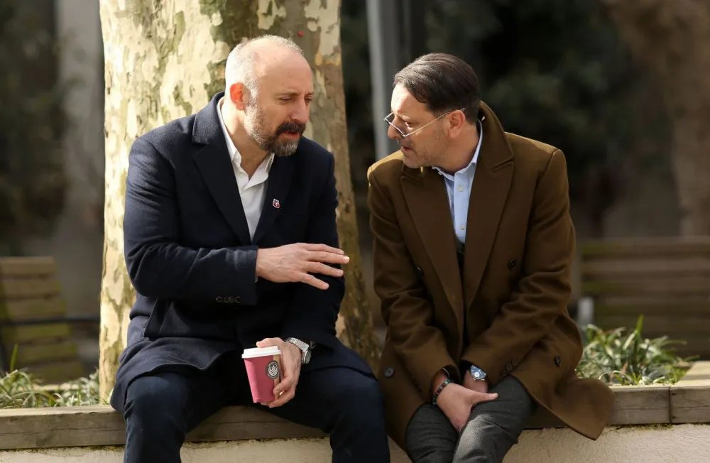 Halit Ergenç sevgilisini döven Ozan Güven'i böyle savundu