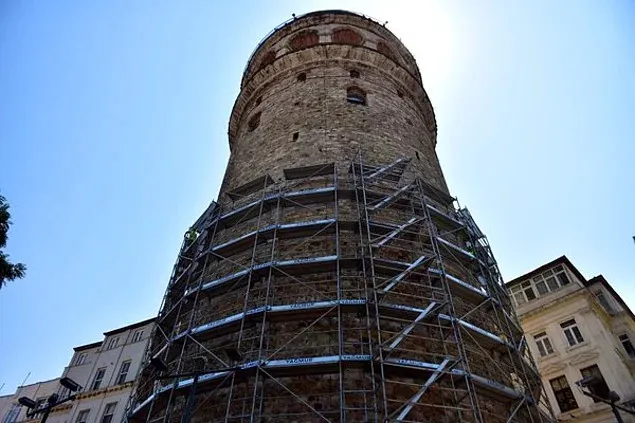 Galata Kulesini 5 yıldızlı otel lobisine çeviriyorlar