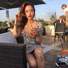 Zeynep Alkan'ın makyajsız hali şoke etti