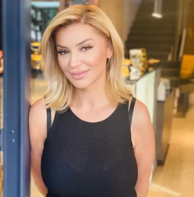 Songül Karlı'dan Taytlı Spor Fotoğrafları