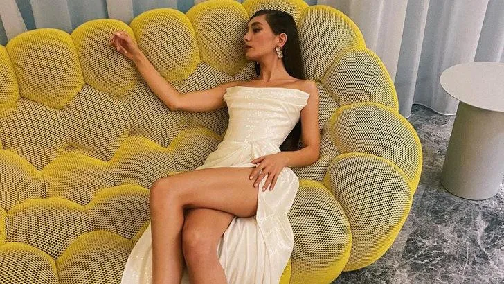 Neslihan Atagül Dubai'yi Yaktı: Çöl Pozları Instagramı Salladı