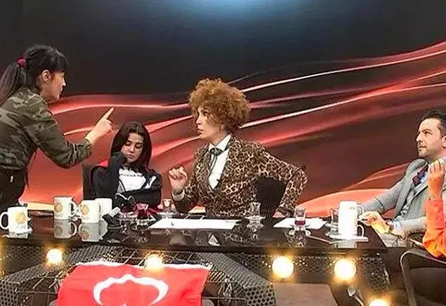 Tuğba Ekinci Seyhan Soylu'ya Hasan Amca Dedi  Ortalık Karıştı