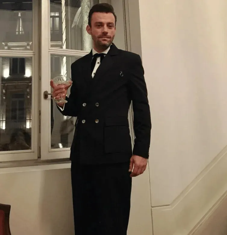 Yılın Oyuncusu Ödülünü Alan Salih Bademci Gözyaşlarına Hakim Olamadı