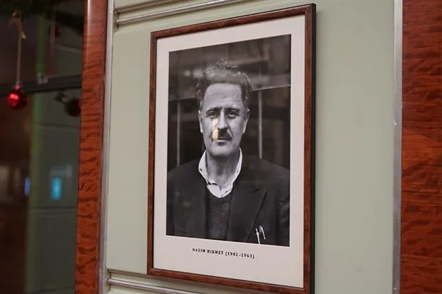Nazım Hikmet'in Hiç Bilinmeyen Fotoğrafları Günyüzüne Çıktı