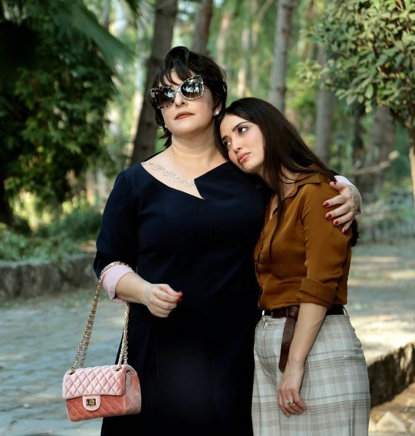 Esra Dermancıoğlu Kendisine Gelen Yorumlara Tepki Gösterdi